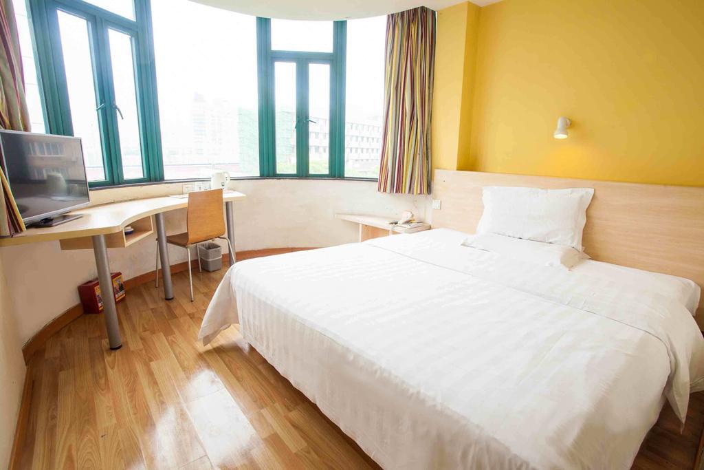 7Days Inn Luoyang Nanchang Road Wangfujing Zimmer foto